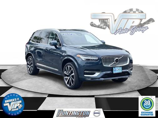 2024 Volvo XC90 Plus Bright Theme