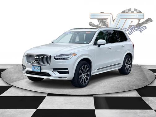 2024 Volvo XC90 Core Bright Theme
