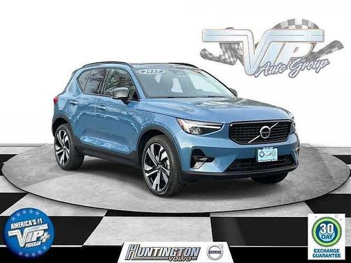 2023 Volvo XC40 Plus