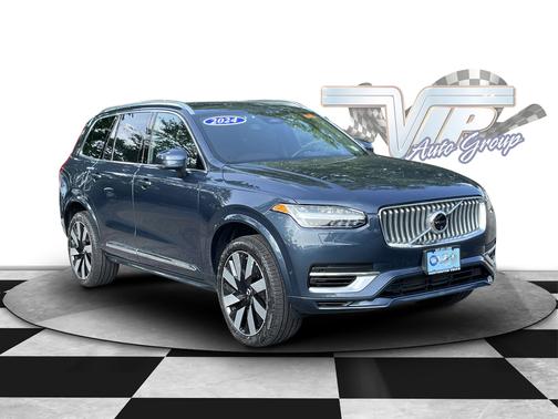 2024 Volvo XC90 Recharge Plug-In Hybrid Ultimate Bright Theme