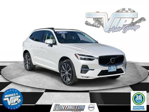 2022 Volvo XC60 Momentum