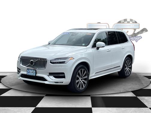 2024 Volvo XC90 Core Bright Theme