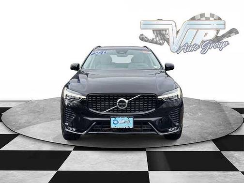 2023 Volvo XC60 Plus