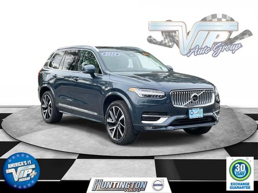 2024 Volvo XC90 Plus Bright Theme