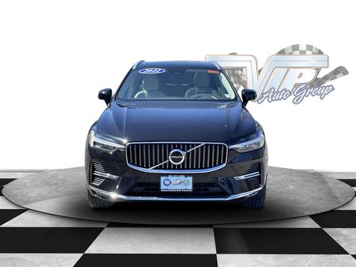 2022 Volvo XC60 Inscription
