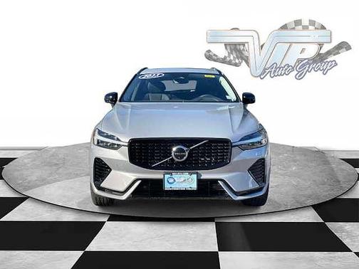 2023 Volvo XC60 Plus