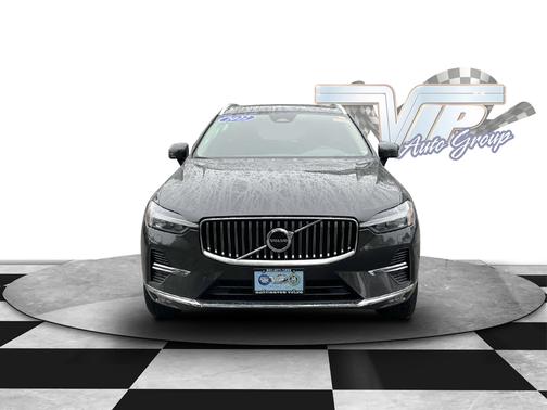 2022 Volvo XC60 Inscription
