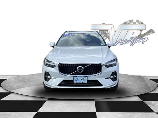 2023 Volvo XC60 Core