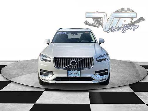 2023 Volvo XC90 Plus