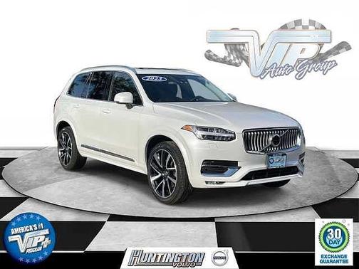 2023 Volvo XC90 Plus