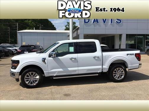 Oxford White Clearcoat 2026 Ford F-150 XLT