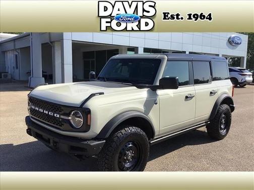 Desert Sand 2026 Ford Bronco Big Bend