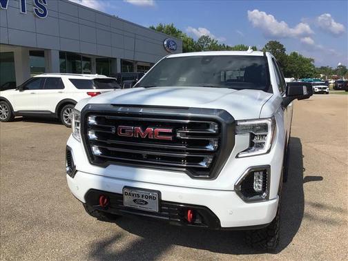 White 2021 GMC Sierra 1500 AT4