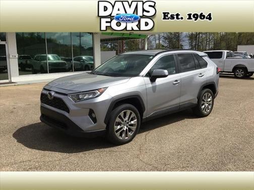2020 Toyota RAV4 XLE Premium