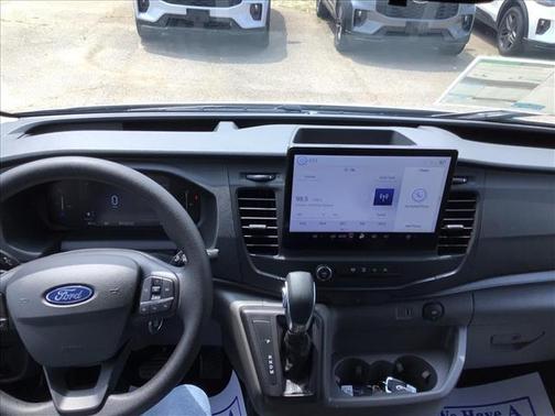Oxford White Clearcoat 2026 Ford Transit-250