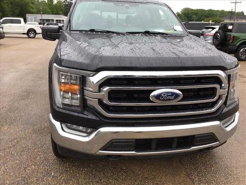 Agate Black 2023 Ford F-150 XLT
