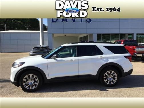 Star White 2026 Ford Explorer Active