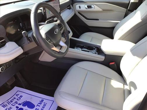 Star White 2026 Ford Explorer Active