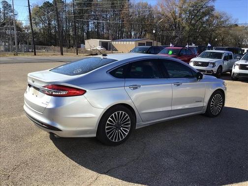 2018 Ford Fusion Hybrid SE