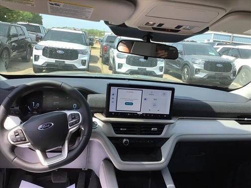 Agate Black Metallic 2026 Ford Explorer Active