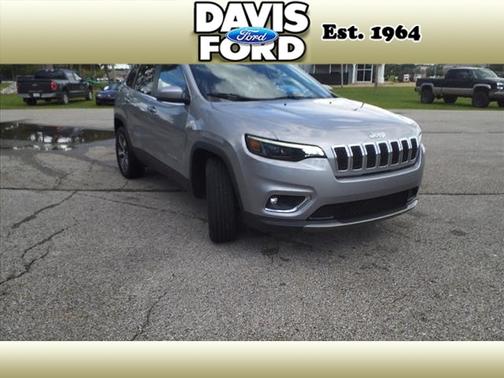 Photo 4 of 36 of 2019 Jeep Cherokee Limited