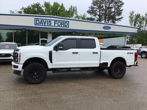 2024 Ford F-350 Lariat Super Duty