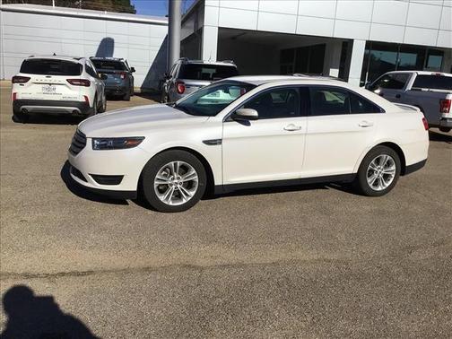 2016 Ford Taurus SEL