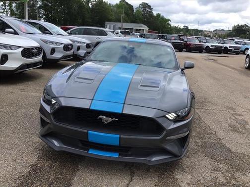 2022 Ford Mustang EcoBoost