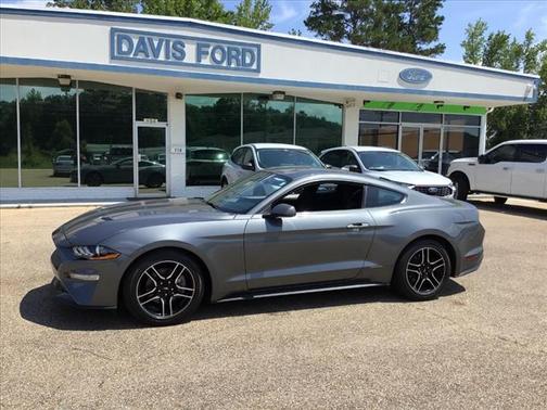 2022 Ford Mustang EcoBoost
