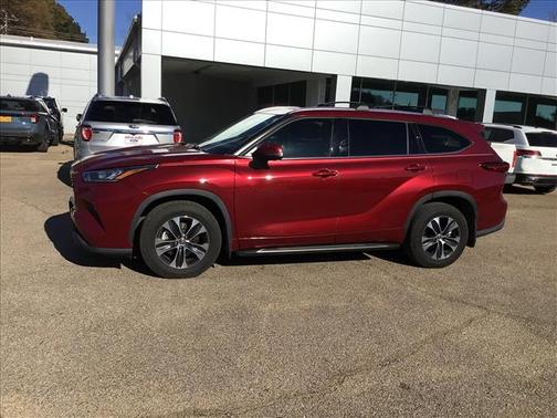 2020 Toyota Highlander XLE