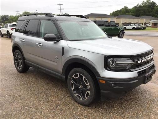Iconic Silver Metallic 2022 Ford Bronco Sport Outer Banks