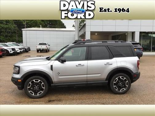 Iconic Silver Metallic 2022 Ford Bronco Sport Outer Banks
