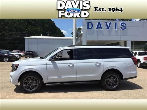 Space Silver 2026 Ford Expedition Max Platinum
