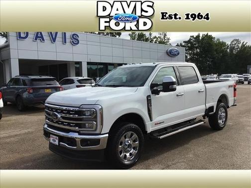 Star White 2026 Ford F-250 Lariat
