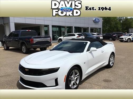 White 2019 Chevrolet Camaro 1LT