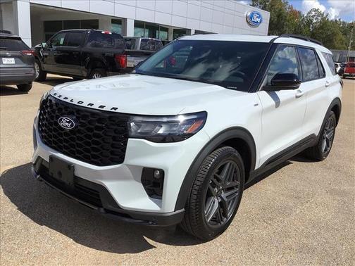 Avalanche Gray 2027 Ford Explorer ST-Line