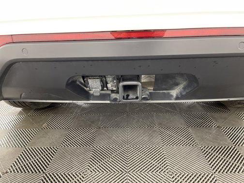 2025 Volkswagen Atlas Cross Sport 2.0T SE w/Technology 4MOTION