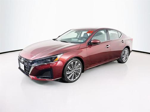 Garnet Pearl Metallic 2024 Nissan Altima 2.5 SL