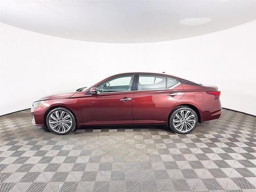 Garnet Pearl Metallic 2024 Nissan Altima 2.5 SL