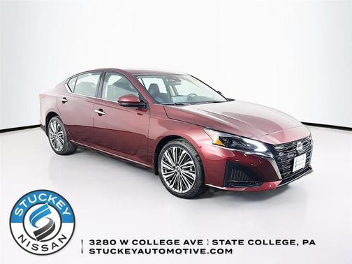 Garnet Pearl Metallic 2024 Nissan Altima 2.5 SL