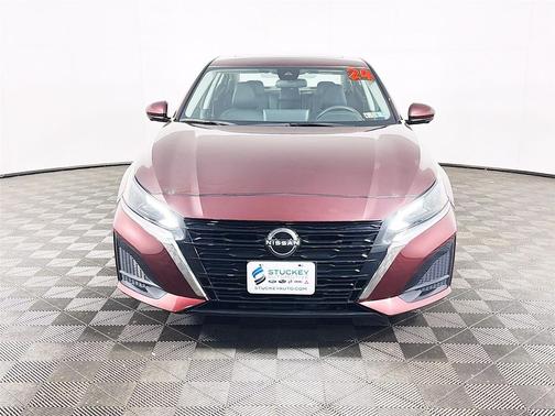 Garnet Pearl Metallic 2024 Nissan Altima 2.5 SL
