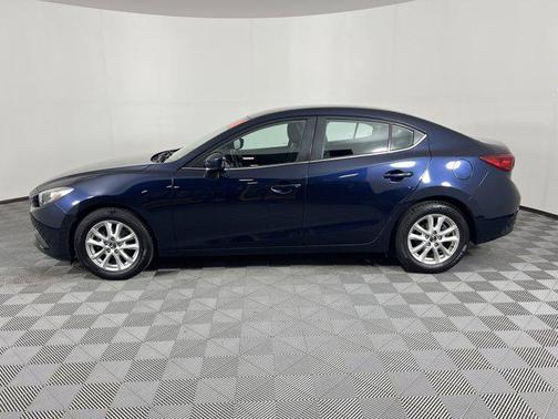 2016 Mazda Mazda3 i Sport