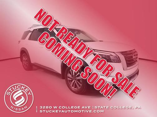 Everest White Pearl Tricoat 2025 Nissan Pathfinder SL 4WD