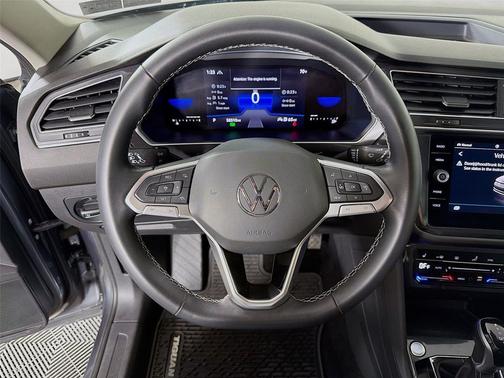 Platinum Gray Metallic 2022 Volkswagen Tiguan 2.0T SE 4MOTION