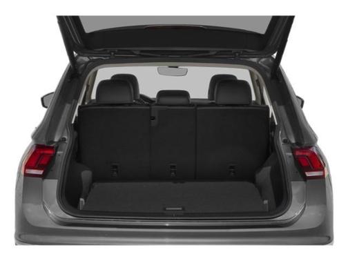 Platinum Gray Metallic 2022 Volkswagen Tiguan 2.0T SE 4MOTION