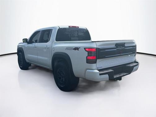 Glacier White 2026 Nissan Frontier PRO-4X