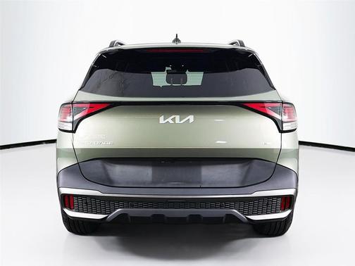 Jungle Green 2024 Kia Sportage X-Line