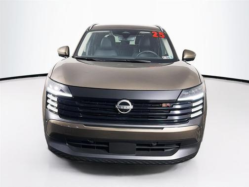 Canyon Bronze Metallic 2025 Nissan Kicks SR