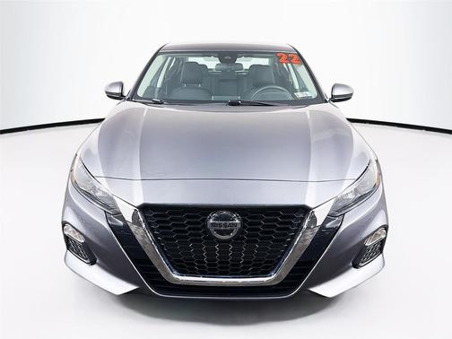 Gun Metallic 2022 Nissan Altima S FWD