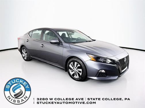 Gun Metallic 2022 Nissan Altima S FWD